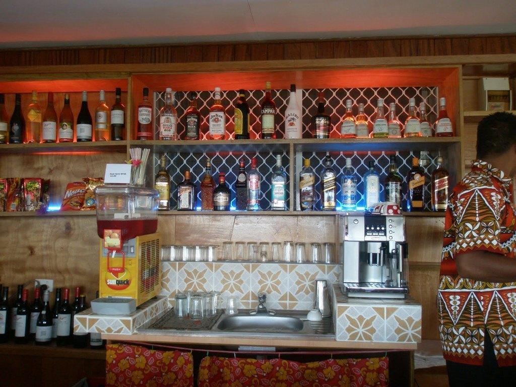 Red Mansion Comfort Inn Honiara Bagian luar foto